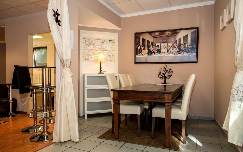 Grossdorf  Garden House & East Park-Apartments מראה חיצוני תמונה