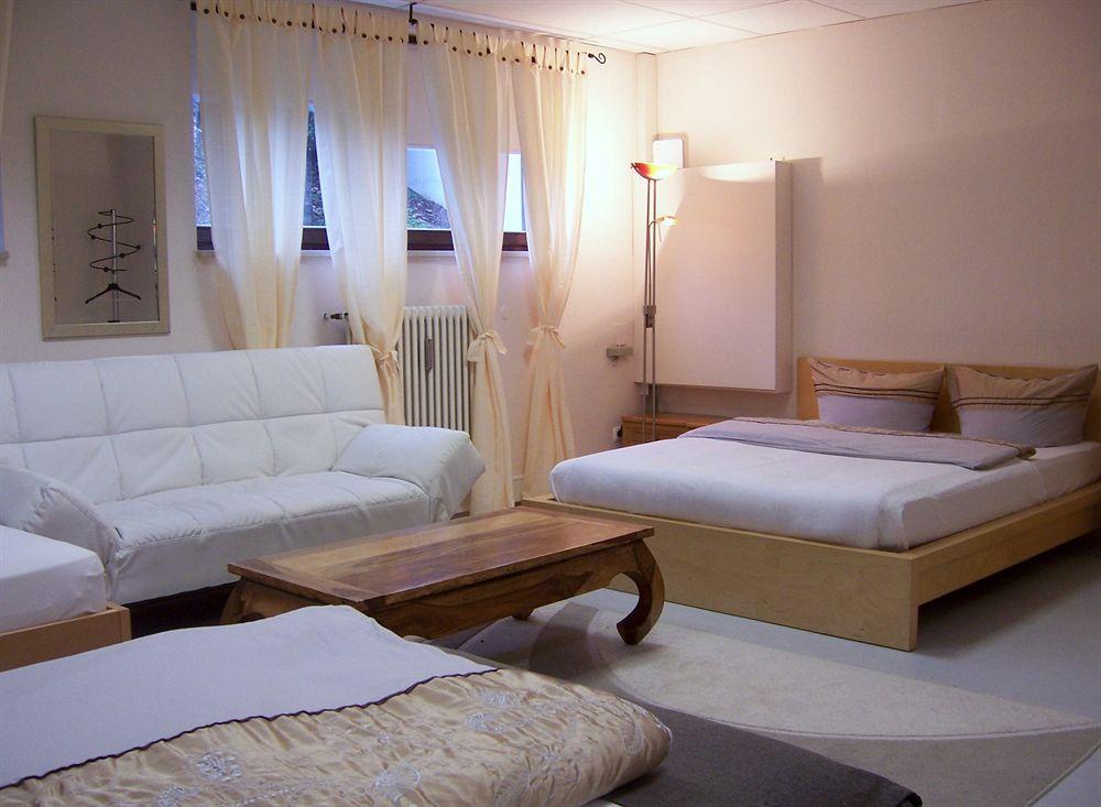 Grossdorf  Garden House & East Park-Apartments מראה חיצוני תמונה